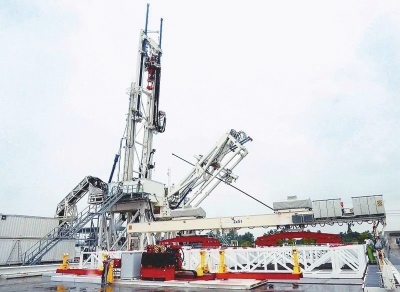 【亚洲首台全液压智能钻机】四氟橡胶补偿器合同案例